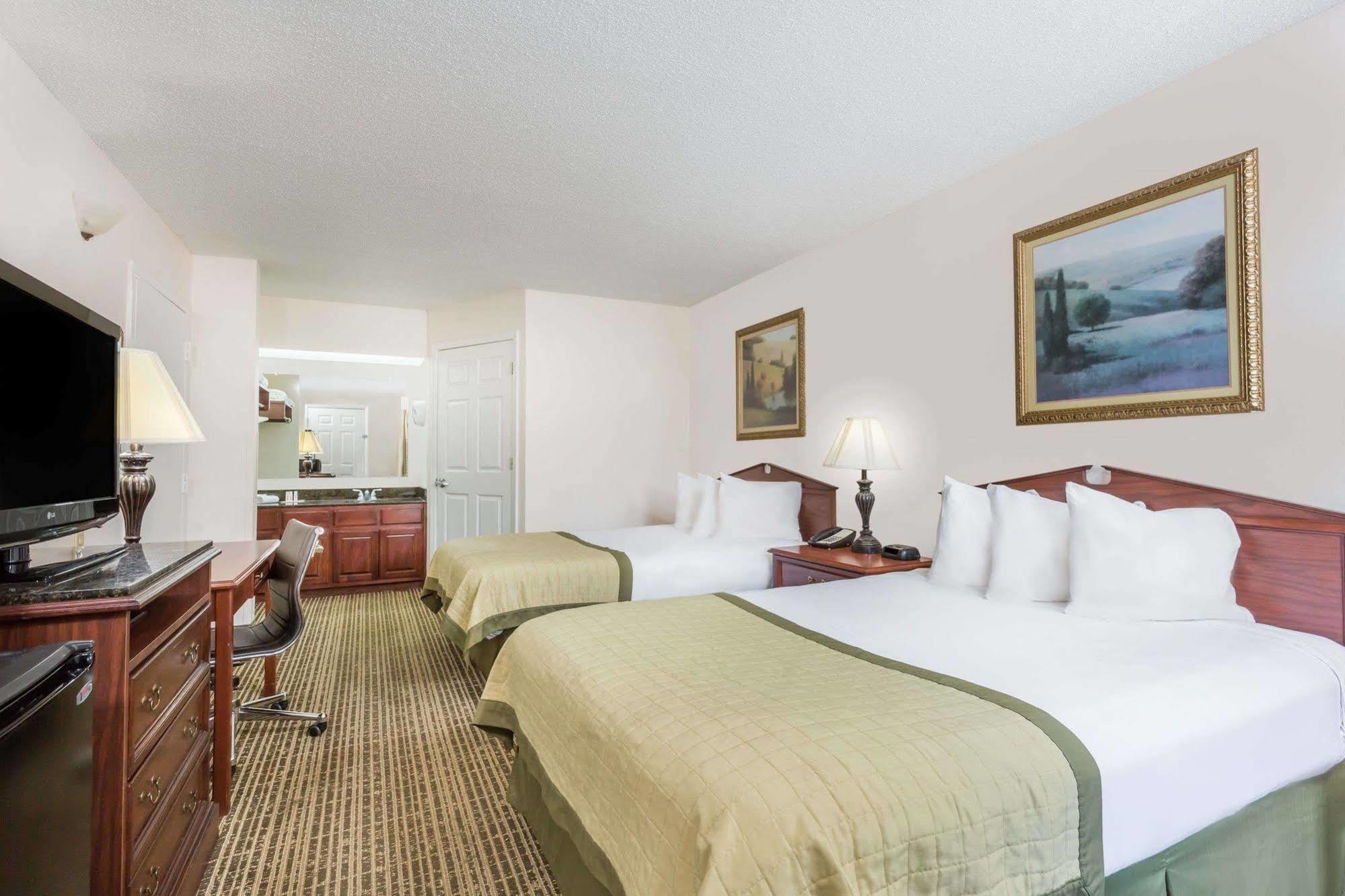 Motel Baymont By Wyndham Eden Exteriér fotografie