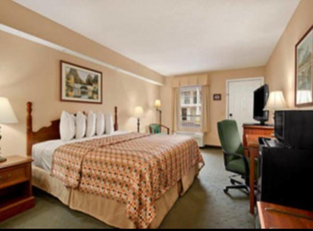 Motel Baymont By Wyndham Eden Exteriér fotografie