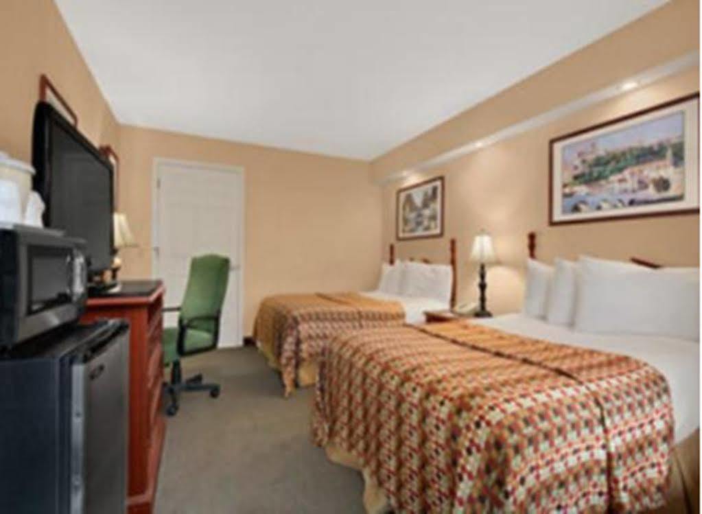 Motel Baymont By Wyndham Eden Exteriér fotografie